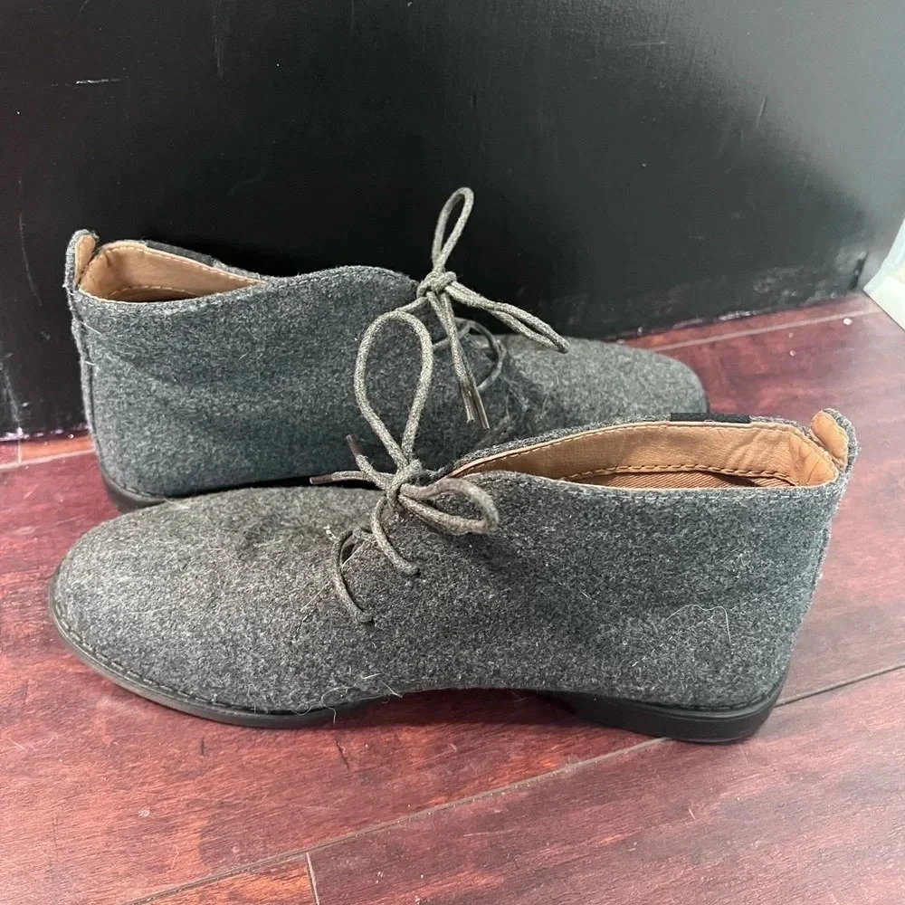 GH Bass Womens Grey Flex Step Oxford Lace Up Shoe Boots  7 M Excellent condition
